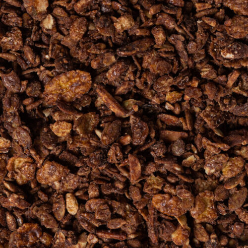 Zu sehen sind Müsli Zutaten Schokolade-Nuss in Nahaufnahme
